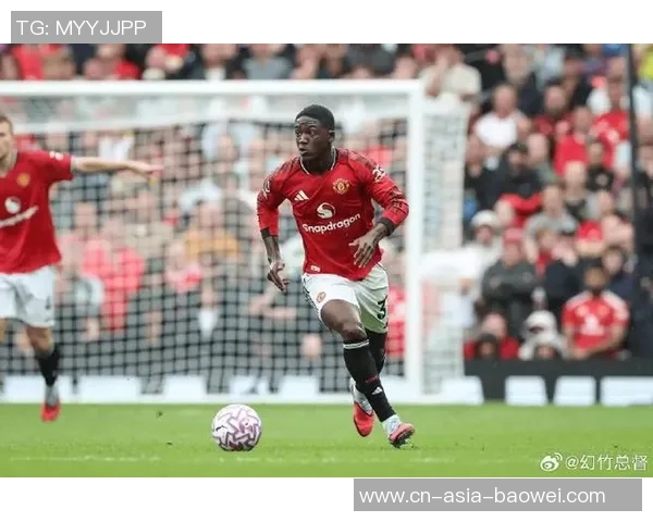 佩杜拉透露那不勒斯对梅努态度谨慎罗马也在关注这名球员的表现 佩杜拉透露那不勒斯对梅努态度谨慎罗马也在关注这名球员的表现