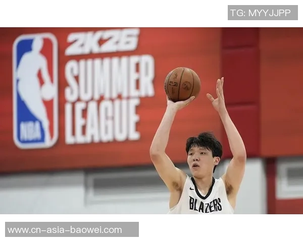 媒体人点评弗拉格表现不佳呼吁开拓者给予杨瀚森更多耐心与时间