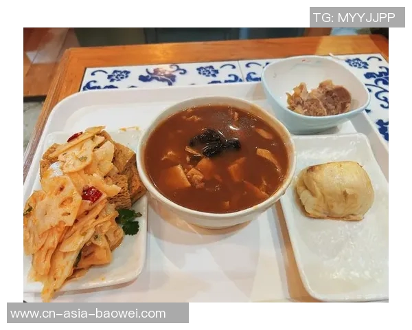 杨瀚森分享美食体验从波特兰的麻木到青岛城阳的美味烩面