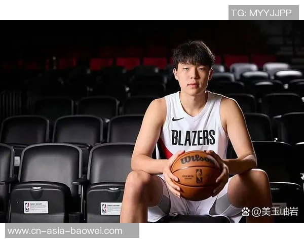 杨瀚森赛季三分球命中率仅136罚球表现却相对稳定继续努力提升状态